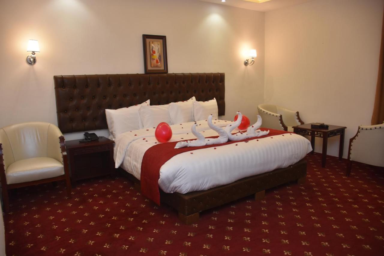 Madison Hotel Amman Buitenkant foto