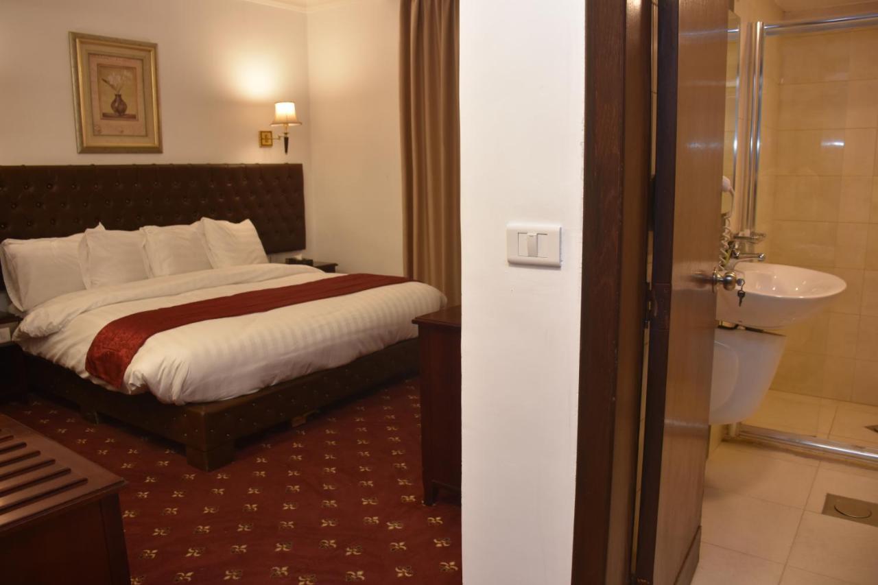 Madison Hotel Amman Buitenkant foto