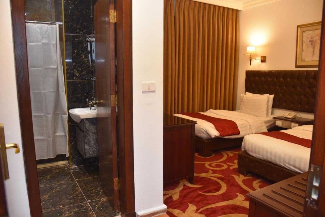Madison Hotel Amman Buitenkant foto