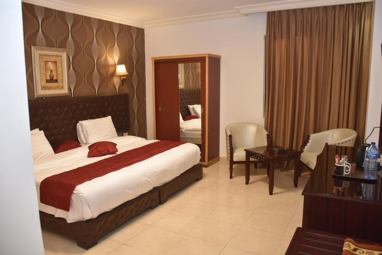 Madison Hotel Amman Buitenkant foto
