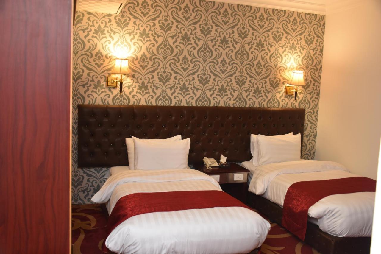 Madison Hotel Amman Buitenkant foto