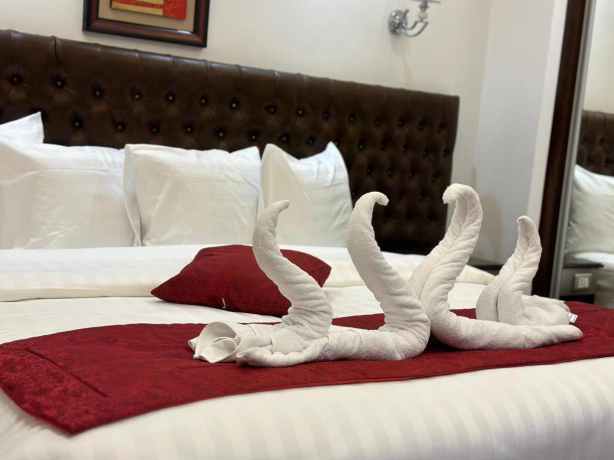 Madison Hotel Amman Buitenkant foto