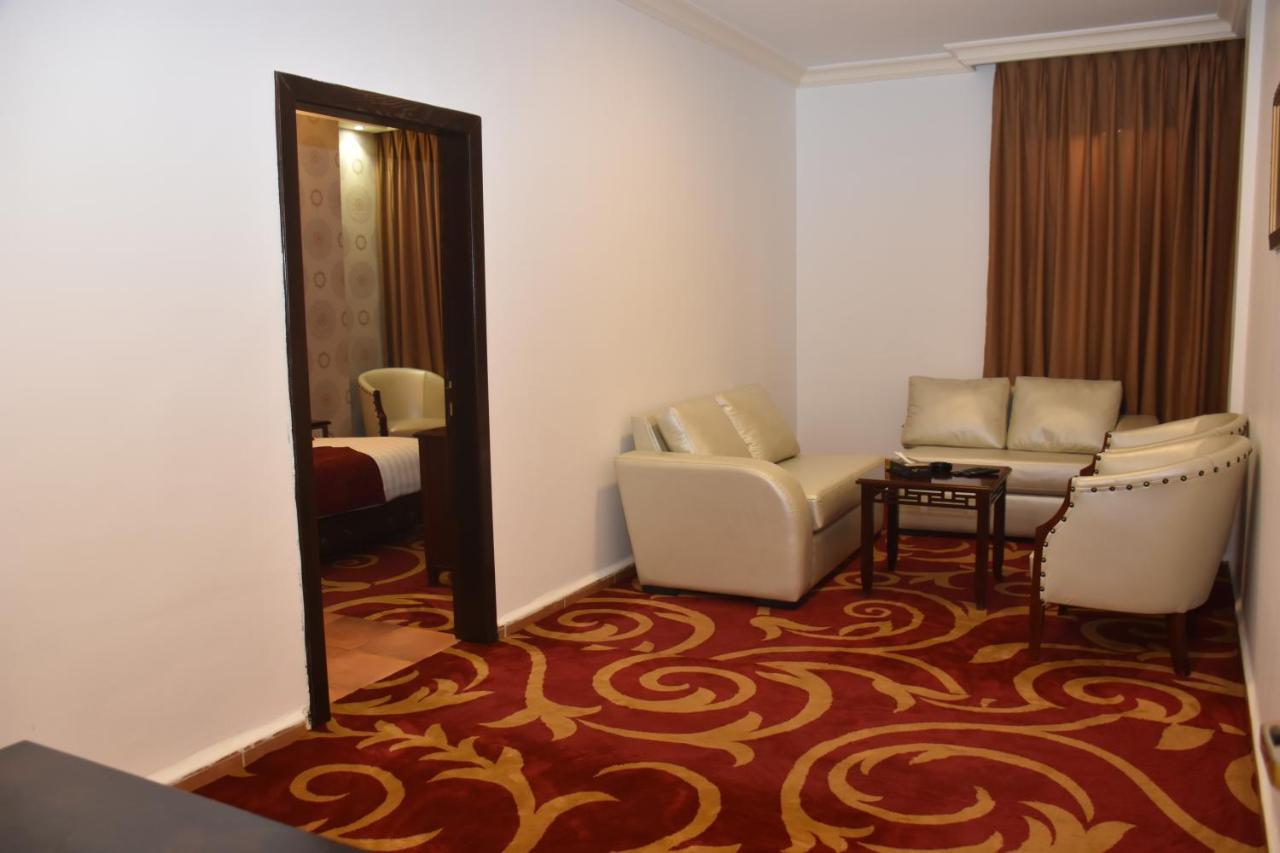 Madison Hotel Amman Buitenkant foto