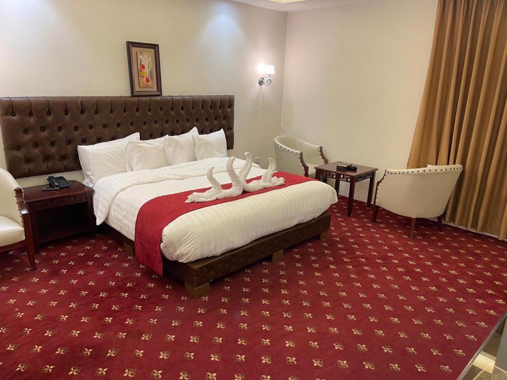 Madison Hotel Amman Buitenkant foto